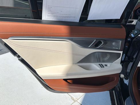 Used 2025 BMW ALPINA B8 xDrive Gran Coupe image 15