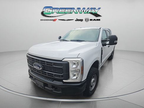 Used 2024 Ford F250 XL w/ XL Off-Road Package AWD/4WD image 3