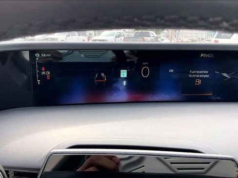 Used 2025 Lincoln Nautilus Premier image 20