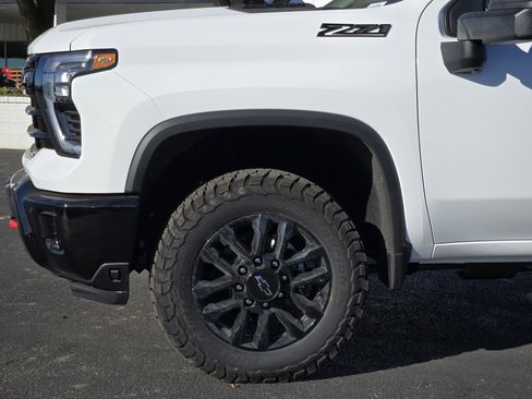New 2026 Chevrolet Silverado 2500 LT w/ Trail Boss Package image 5