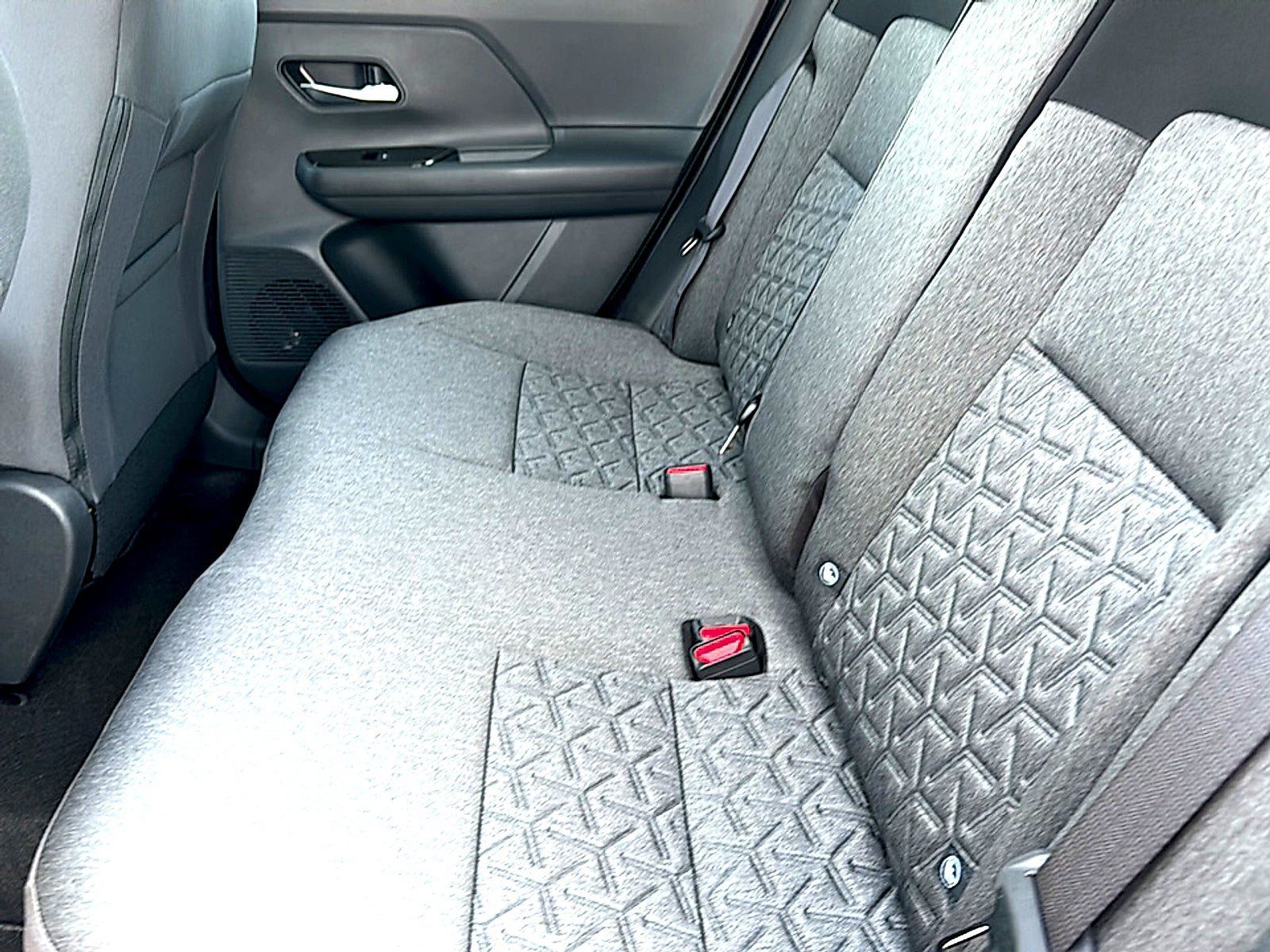 New 2027 Nissan Kicks SV w/ SV Premium Package FWD image 16