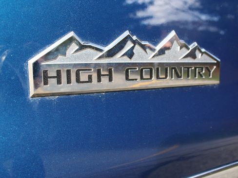 Used 2019 Chevrolet Silverado 2500 High Country w/ Duramax Plus Package image 40