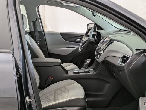 Used 2022 Chevrolet Equinox LS AWD/4WD image 20