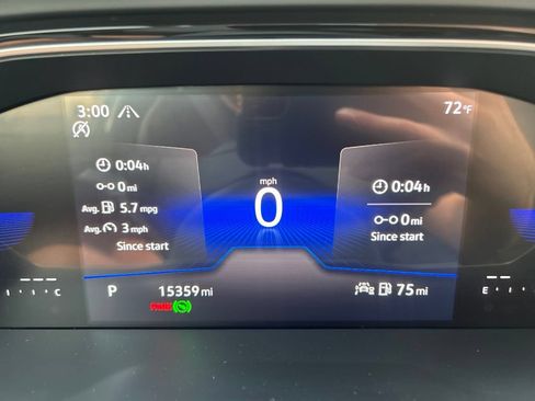 Used 2024 Volkswagen Jetta SE w/ Panoramic Sunroof Package FWD image 26
