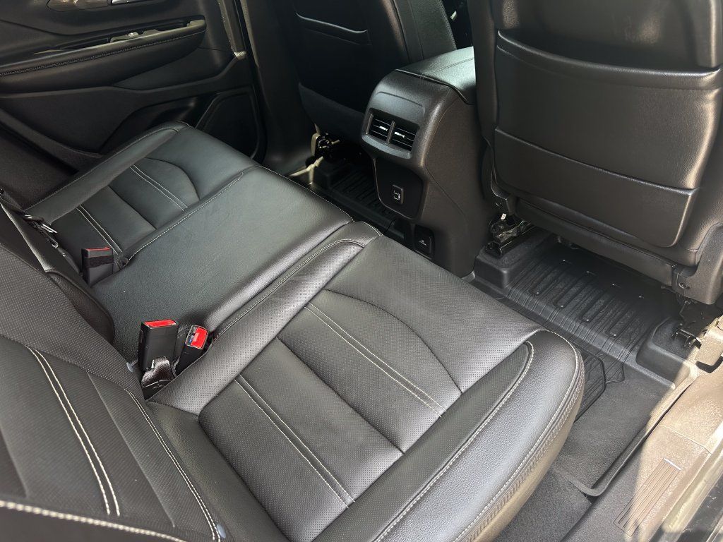 Used 2023 GMC Terrain Denali w/ LPO, Floor Liner Package AWD/4WD image 11