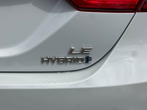 Used 2022 Toyota Camry LE FWD image 30