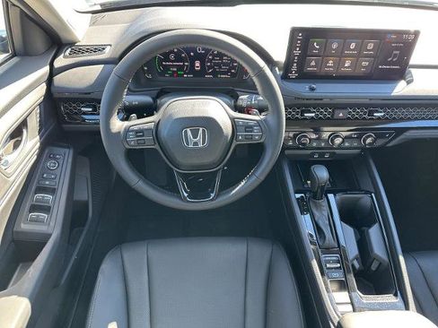 New 2025 Honda Accord EX-L image 32