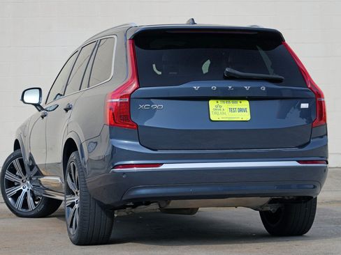 Used 2023 Volvo XC90 T8 Core AWD/4WD image 6