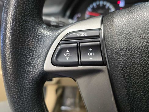 Used 2011 Honda Accord LX-P image 18