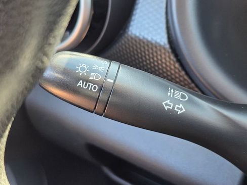 Used 2023 Nissan Kicks SV FWD image 30