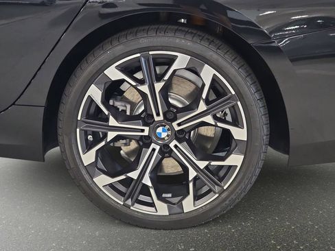 Used 2026 BMW 330i Sedan w/ Convenience Package RWD image 24