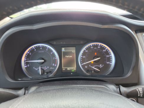 Used 2018 Toyota Highlander SE AWD/4WD image 31