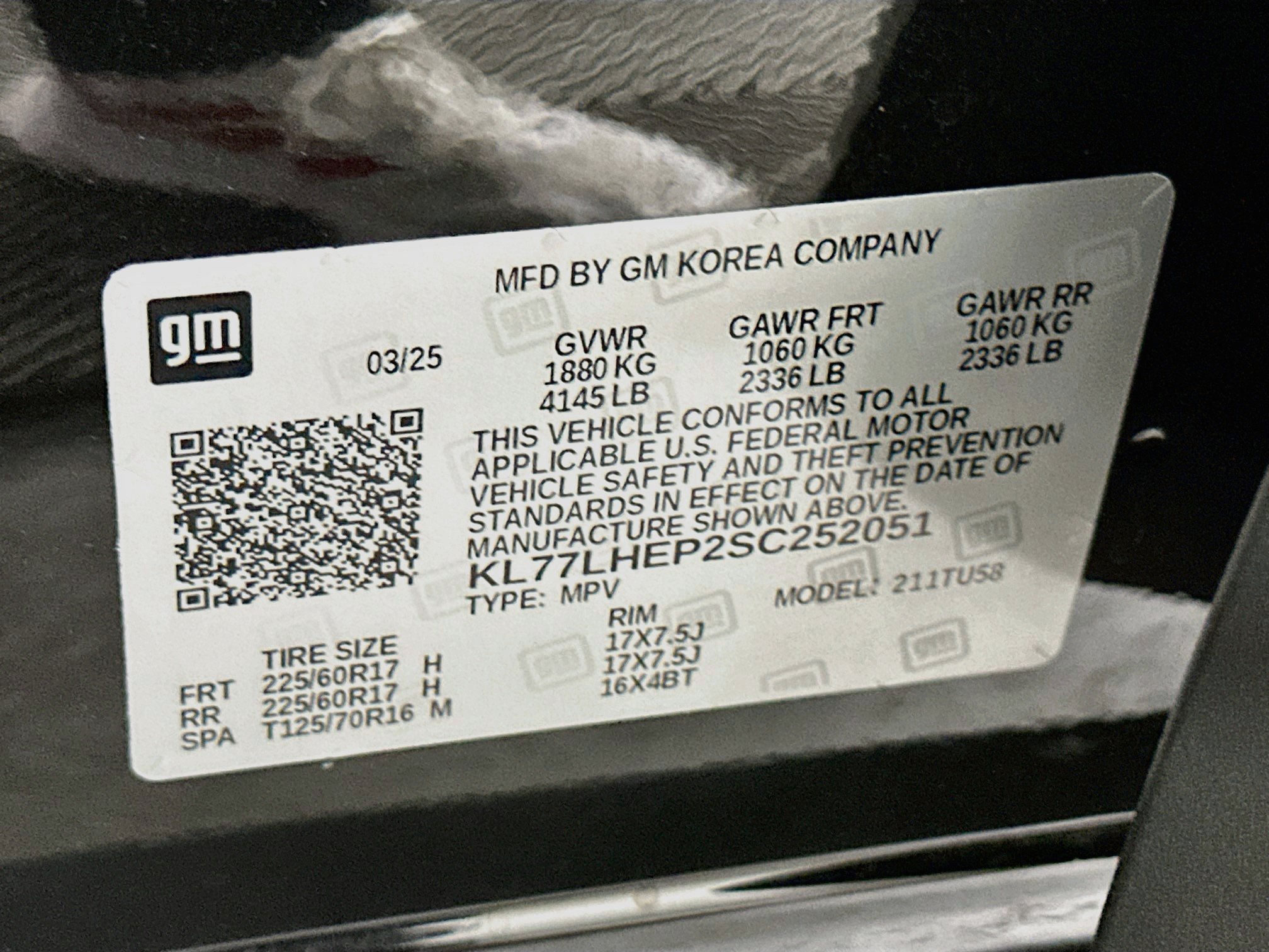 Used 2025 Chevrolet Trax LT w/ LT Convenience Package FWD image 12