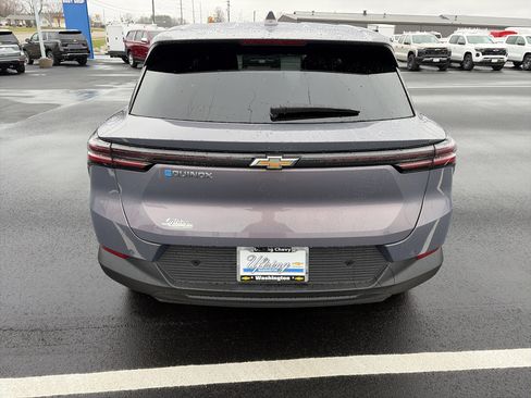 New 2026 Chevrolet Equinox EV LT image 4