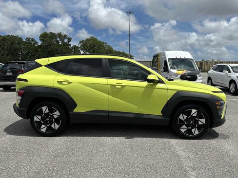 Used 2024 Hyundai Kona SEL w/ Convenience Package FWD image 9