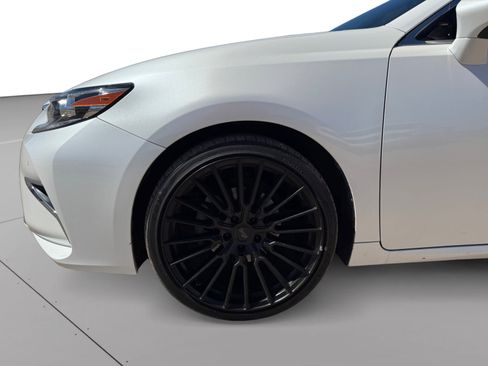 Used 2016 Lexus ES 350 image 9