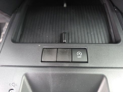 New 2026 Toyota Corolla Cross L image 19