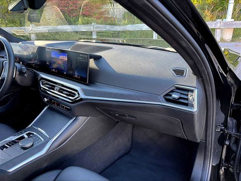 Used 2024 BMW 330i xDrive Sedan w/ Convenience Package image 13