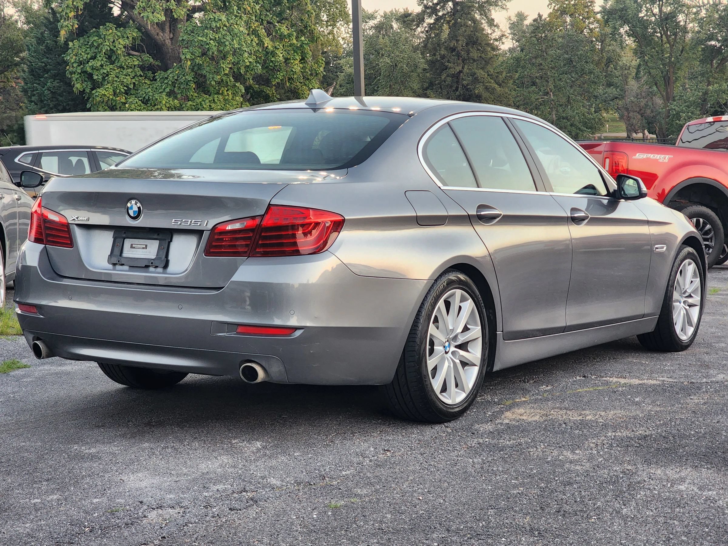Used 2016 BMW 535i xDrive Sedan AWD/4WD image 5