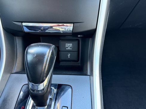 Used 2013 Honda Accord Sport image 18