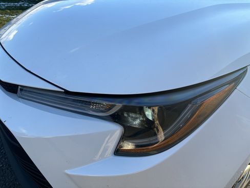 Used 2025 Toyota Corolla LE image 10