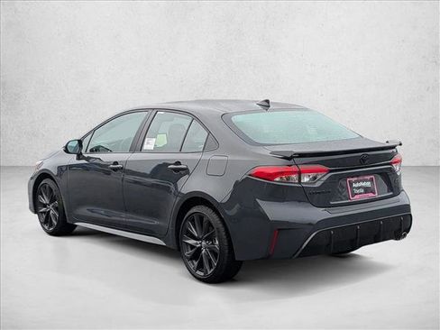 Certified 2025 Toyota Corolla SE image 8