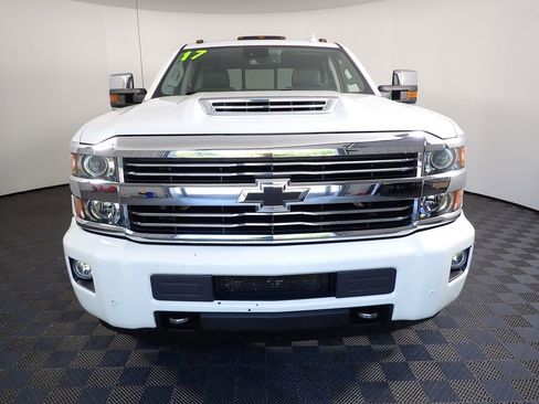 Used 2017 Chevrolet Silverado 2500 High Country w/ Duramax Plus Package AWD/4WD image 11
