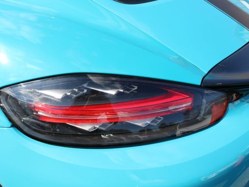 Used 2018 Porsche 718 Cayman S image 10