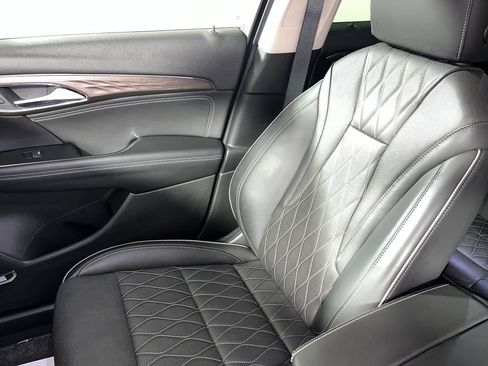 Used 2023 Buick Envision Avenir FWD image 26