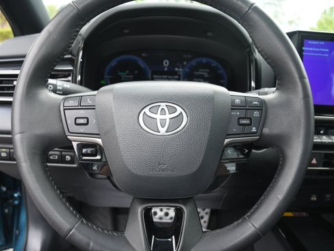Certified 2025 Toyota Camry XSE image 13
