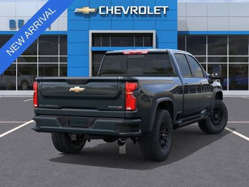 New 2026 Chevrolet Silverado 2500 ZR2 image 4