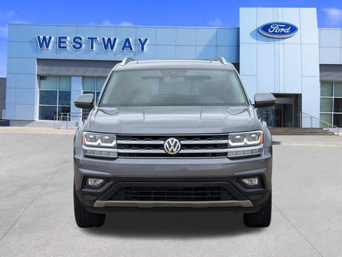 Used 2019 Volkswagen Atlas SE w/ Panoramic Sunroof Package FWD image 8