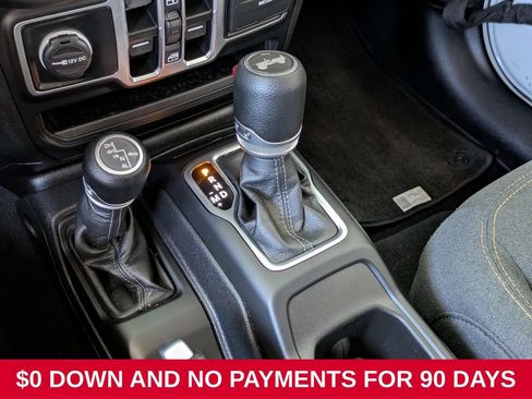 Used 2025 Jeep Wrangler Unlimited Sport AWD/4WD image 17