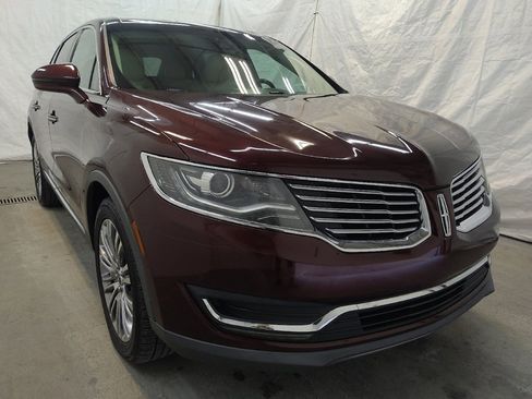 Used 2017 Lincoln MKX Reserve w/ Lincoln MKX Climate Package image 13