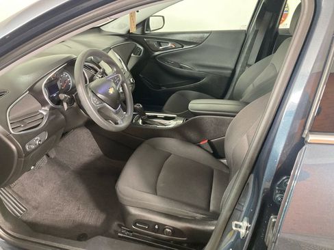 Used 2020 Chevrolet Malibu LT image 10