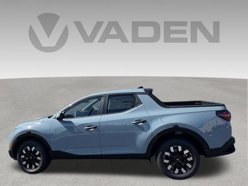 New 2027 Hyundai Santa Cruz SE FWD image 2