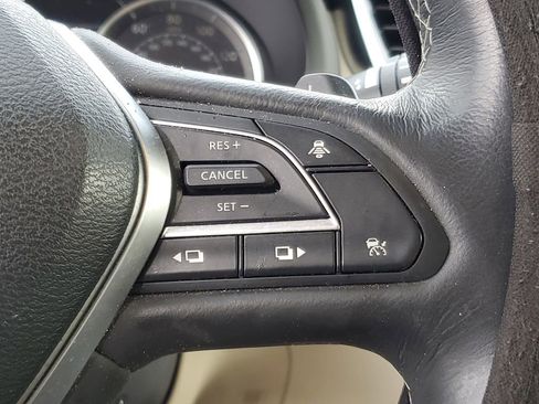 Used 2019 INFINITI QX50 Essential w/ Premium Audio Package image 20