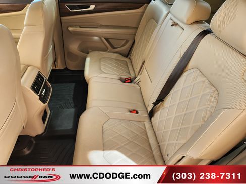 Used 2025 Volkswagen Atlas SEL Premium R-Line AWD/4WD image 20