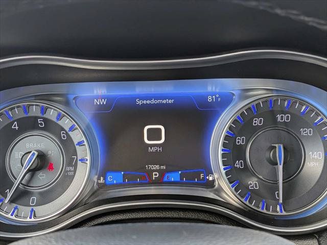 Certified 2020 Chrysler 300 Touring w/ Sport Appearance Package RWD image 29