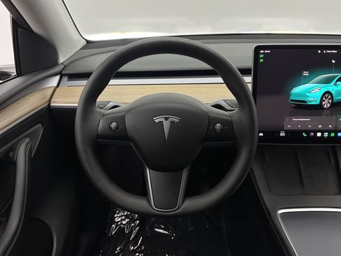 Used 2023 Tesla Model Y Long Range AWD/4WD image 28