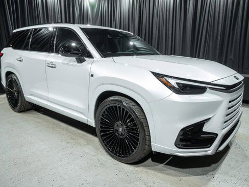 Used 2026 Lexus TX 500h AWD image 3