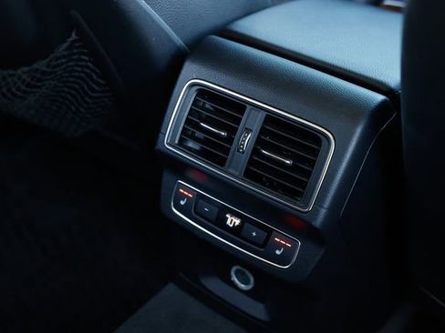 Used 2018 Audi Q5 2.0T Premium Plus w/ Premium Plus Package image 43