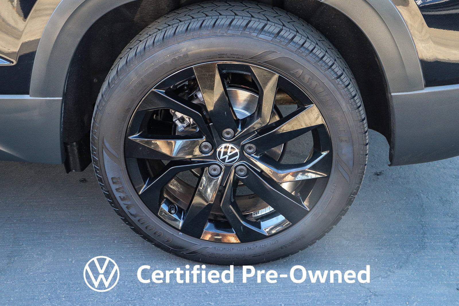 Certified 2023 Volkswagen Taos SE w/ Panoramic Sunroof Package FWD image 13