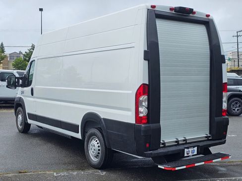 New 2024 RAM ProMaster 3500 w/ Delivery Van Package image 6