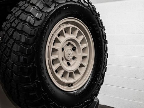 Used 2024 INEOS Grenadier Fieldmaster Edition image 18