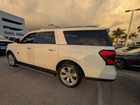 Certified 2023 Ford Expedition Max King Ranch image 11