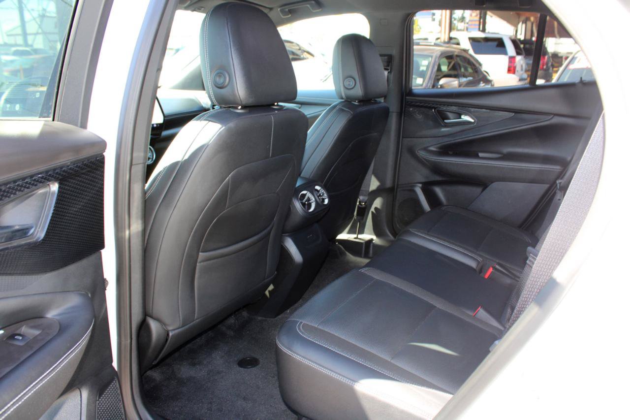 Used 2024 Chevrolet Blazer EV LT AWD/4WD image 17