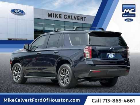 Used 2022 Chevrolet Tahoe Z71 w/ Luxury Package AWD/4WD image 3