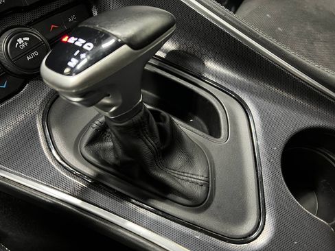 Used 2016 Dodge Challenger R/T Scat Pack RWD image 31