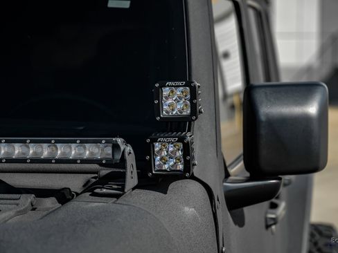 Used 2021 Jeep Wrangler Unlimited Rubicon image 37